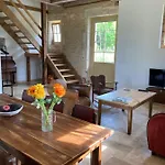 Feriehus La Cour De La Fleunie 1 *