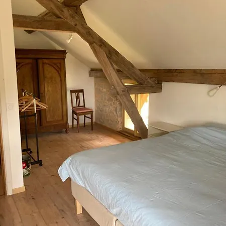 La Cour De La Fleunie 1 Hébergement de vacances *