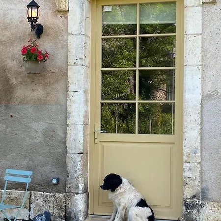 La Cour De La Fleunie 1 * La Machome
