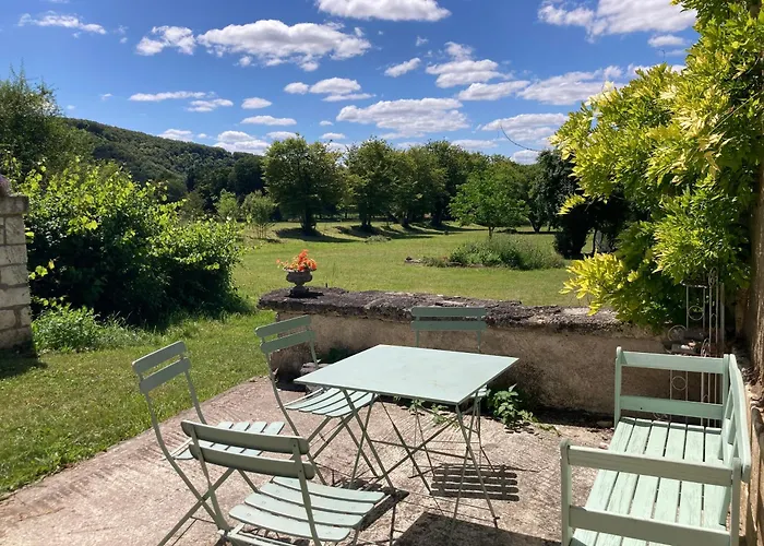 Feriehus La Cour De La Fleunie 1